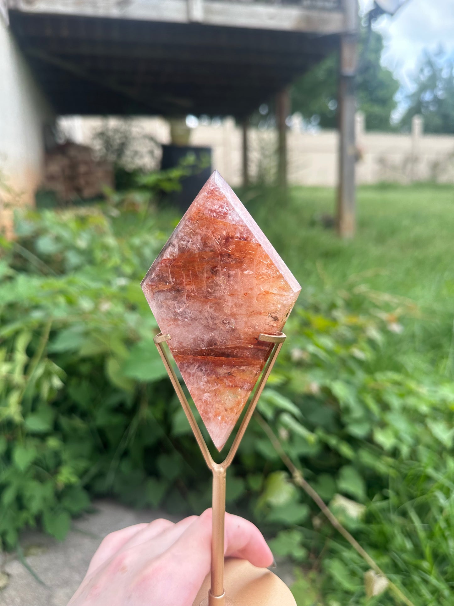 Fire Quartz Diamond + stand