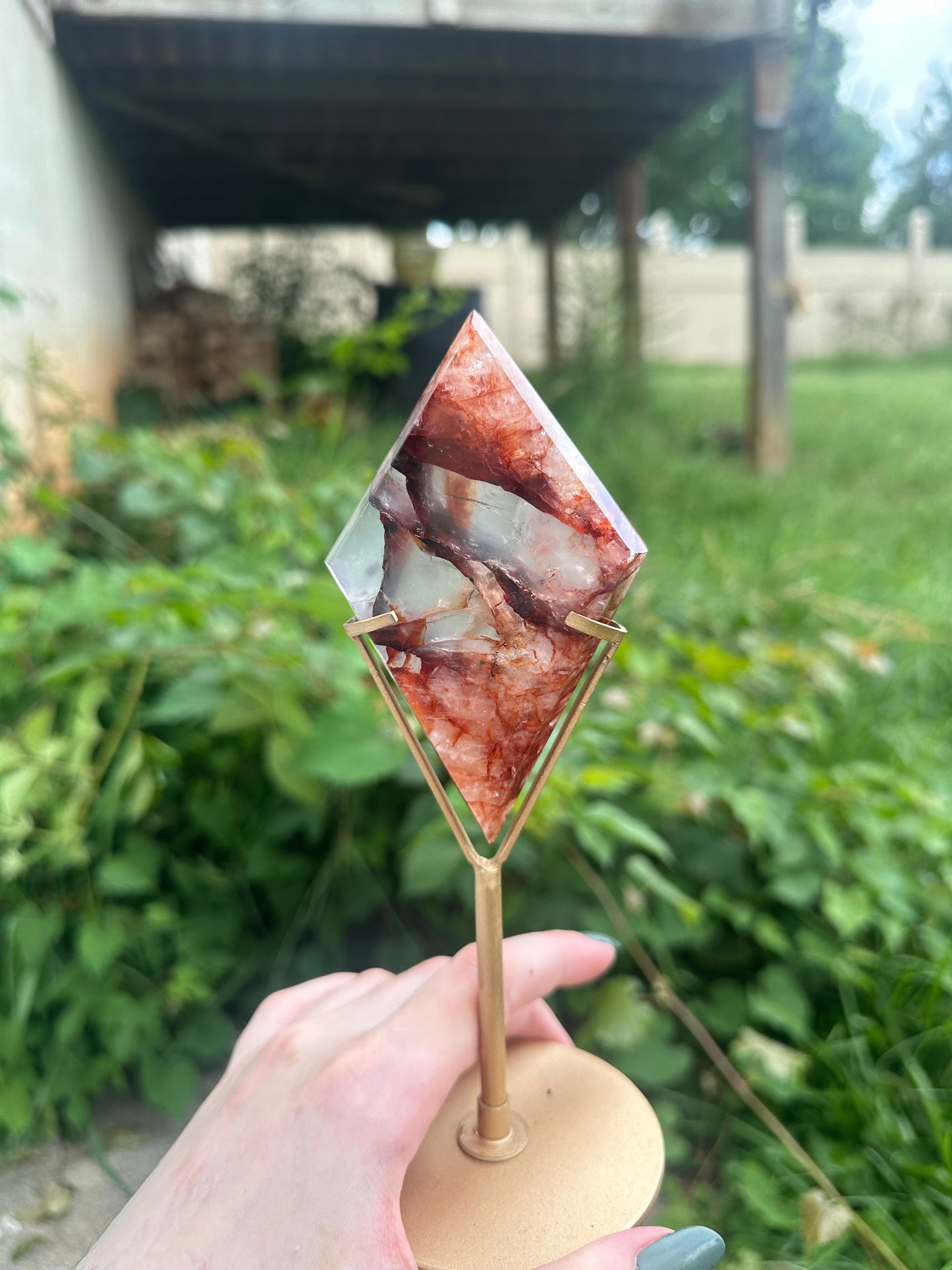 Fire Quartz Diamond + stand