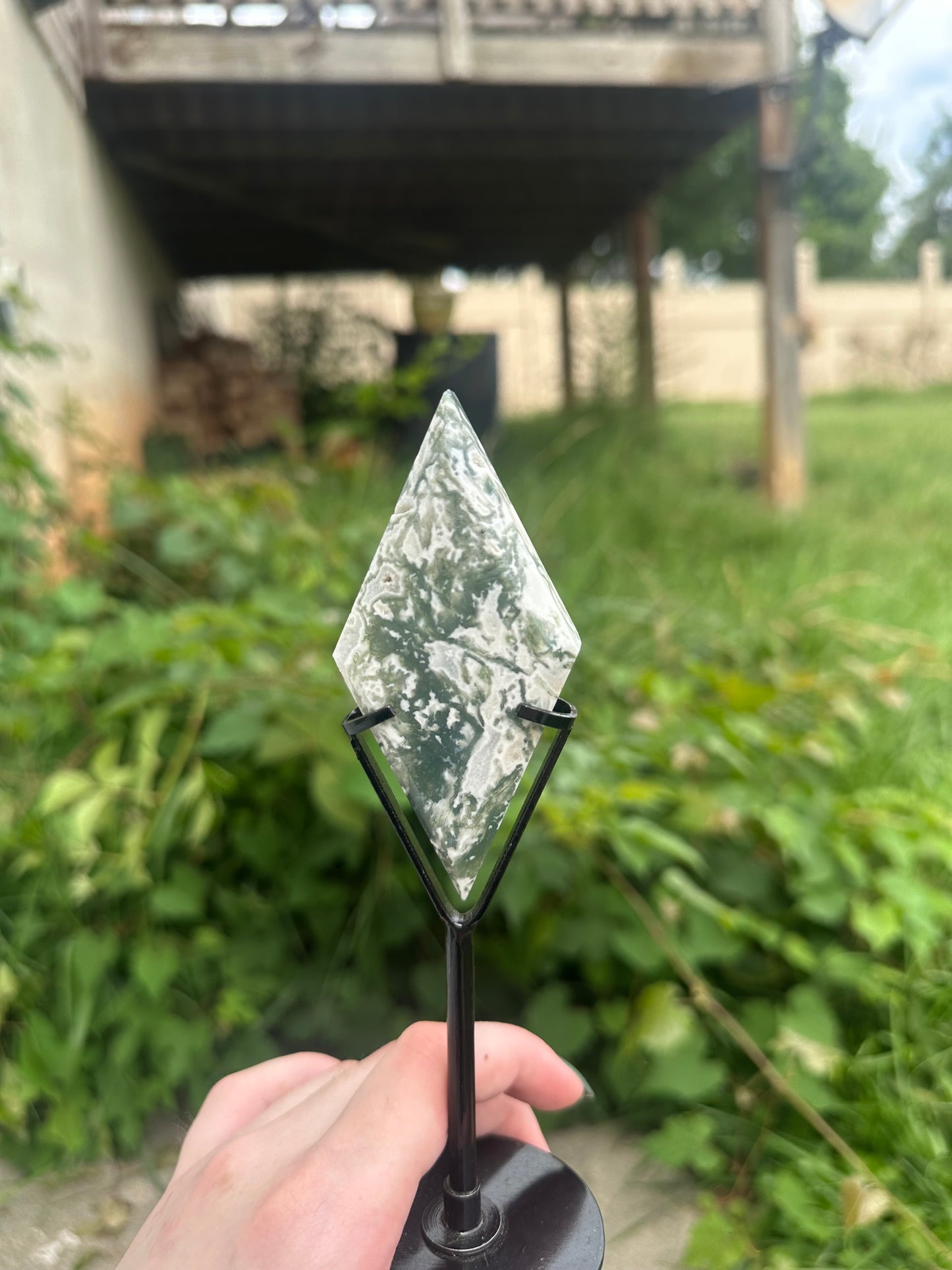 Moss Agate Diamond + stand