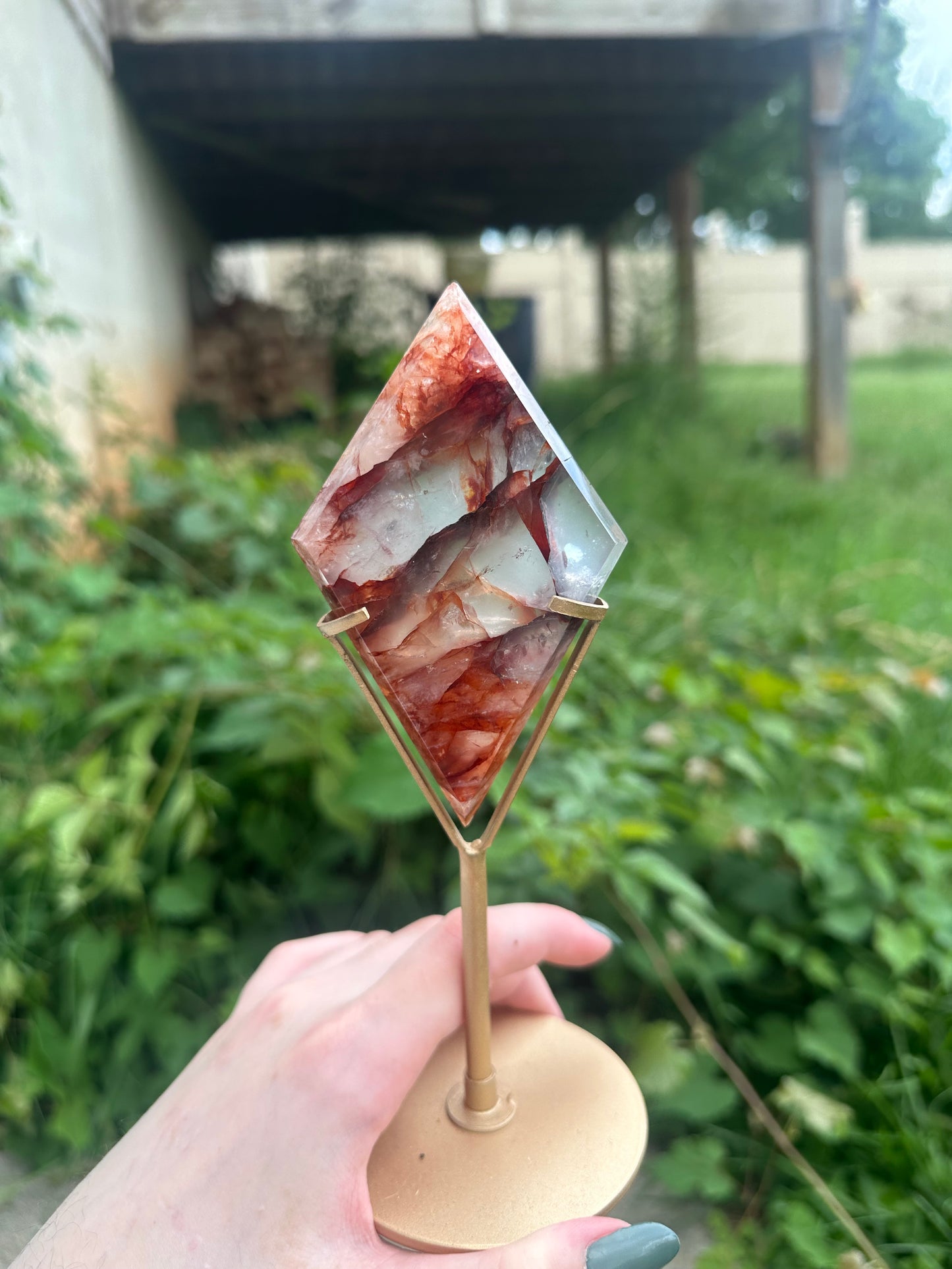 Fire Quartz Diamond + stand