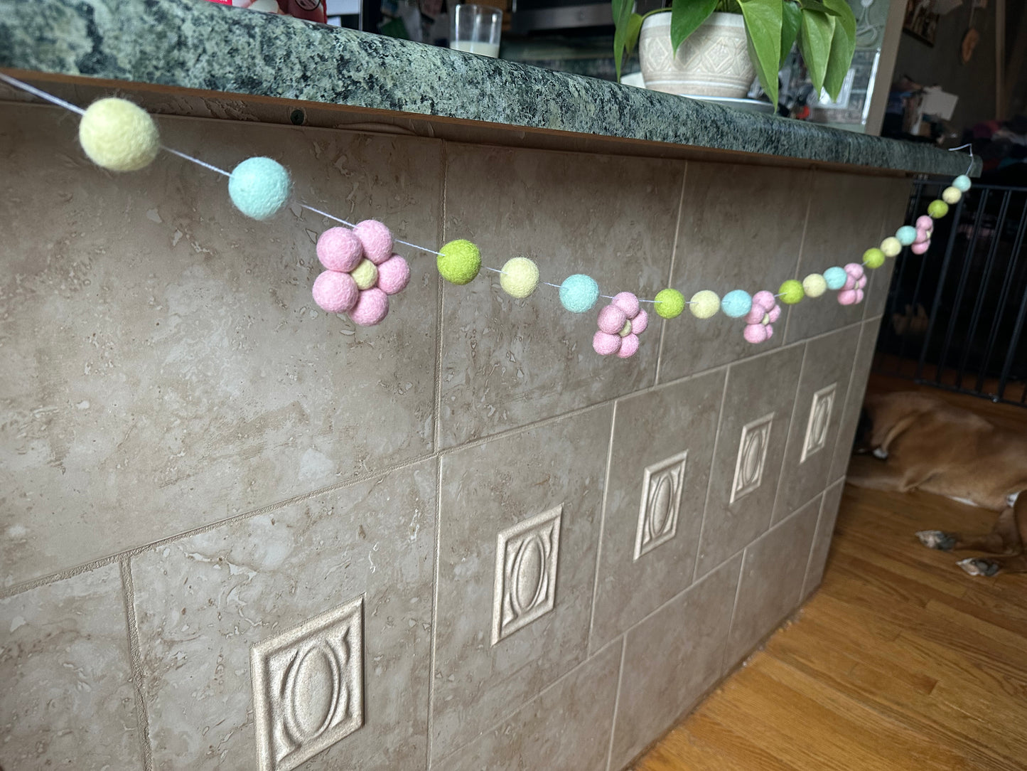 Wool Daisy 5ft Spring Garland