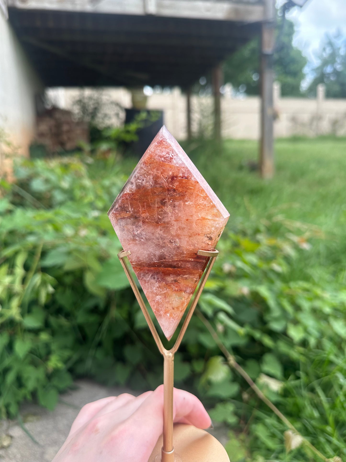 Fire Quartz Diamond + stand