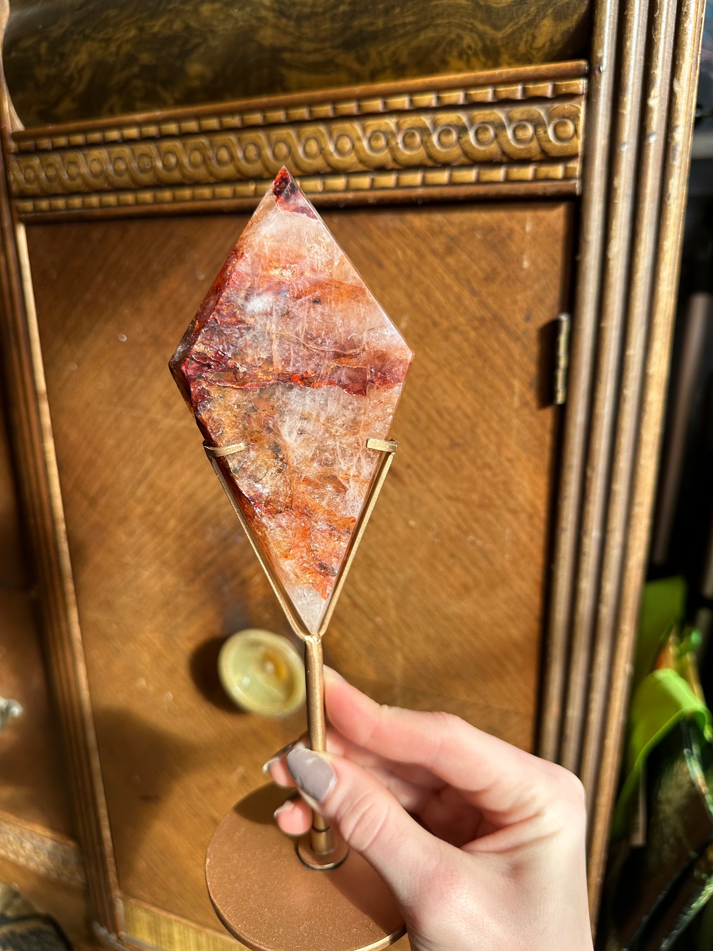 Fire Quartz Diamond + stand